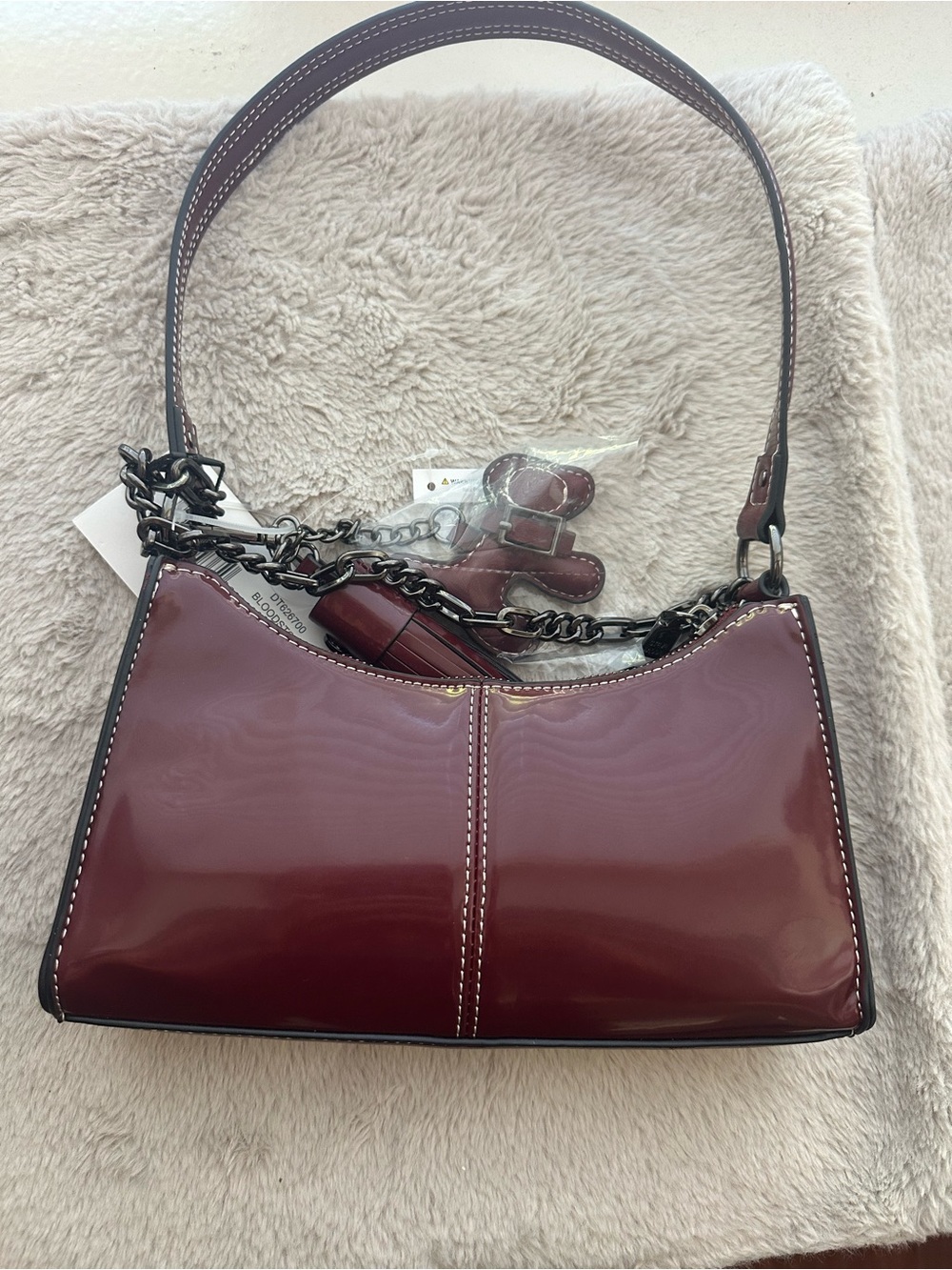 STEVE MADDEN Bmikas Glossy Bloodstone Shoulder Bag - Picture 8 of 14
